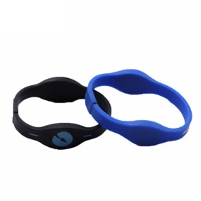 Silicone rfid wristband both chip Alien H3 and NFC Dual Frequency Band bracelet